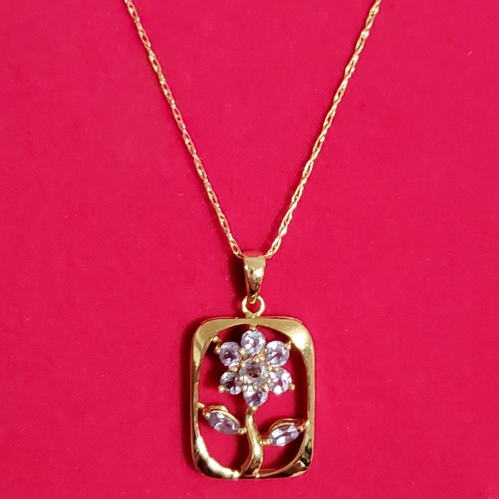 14K Gold Tanzanite Flower Pendant Necklace